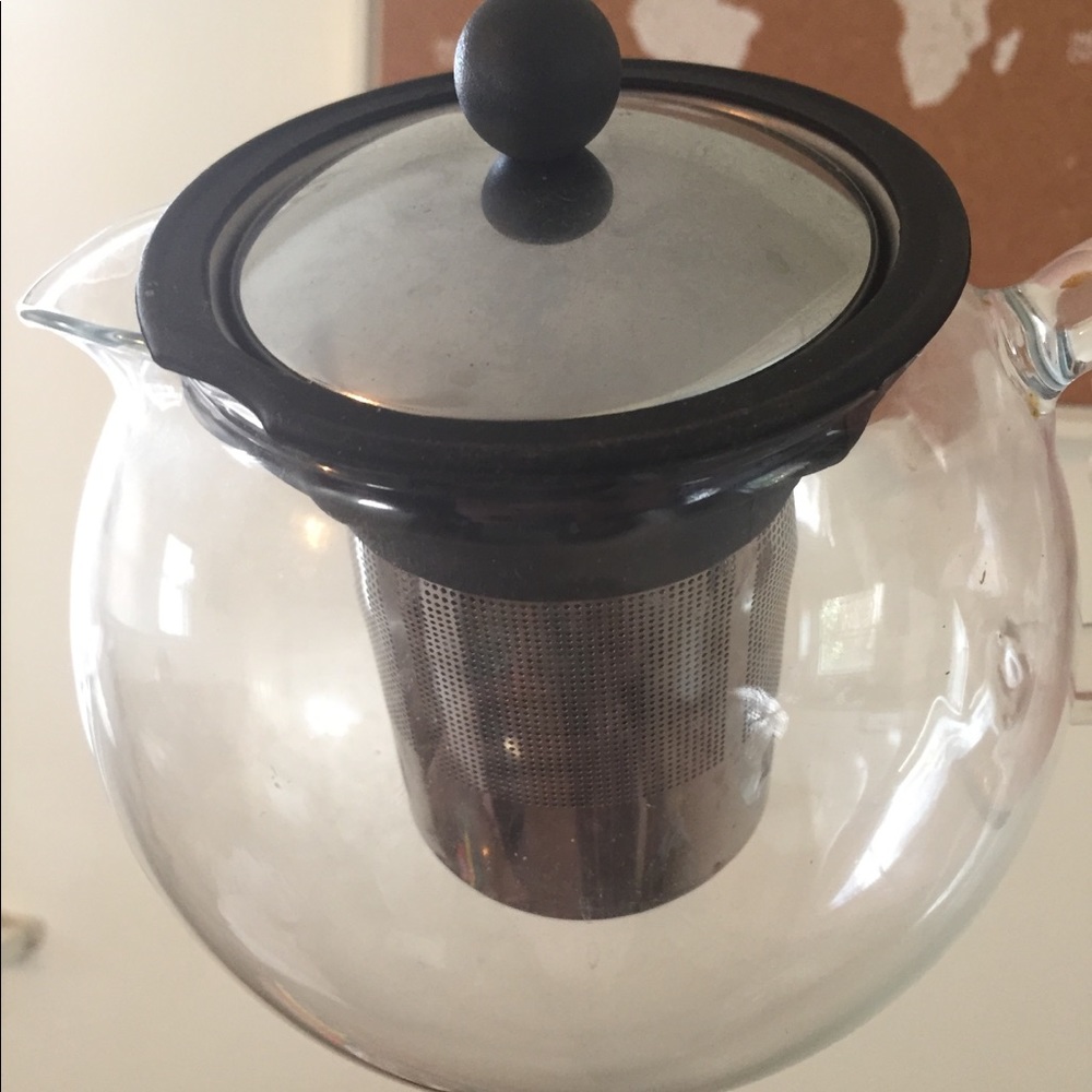 Tea pot